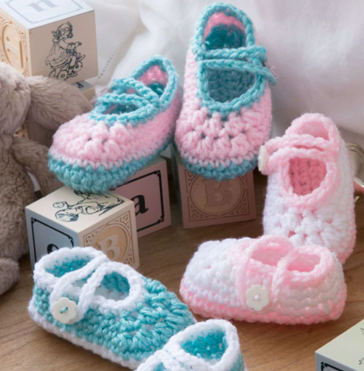 Adorable Baby Booties Crochet Pattern