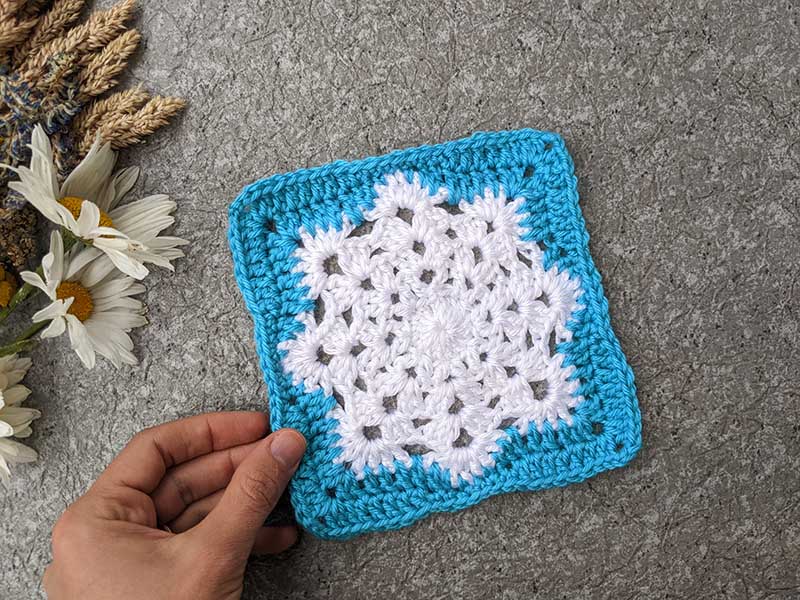 Crochet Snowflake Granny Square Free Pattern