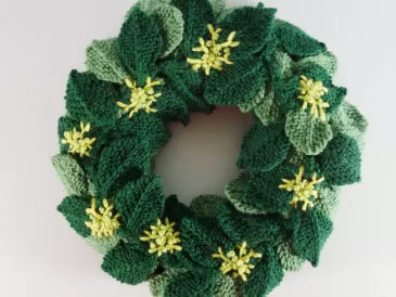 Christmas Wreath with Crocheted Leaves