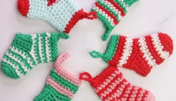 Mini Christmas Stocking Ornament Free Pattern