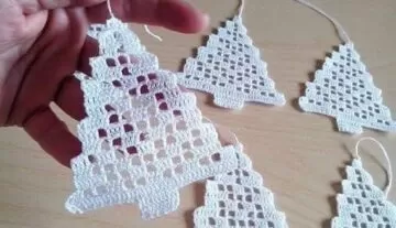 Mini Crochet Tree Decoration Free Pattern