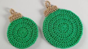 Christmas Ball Ornaments Free Crochet Pattern